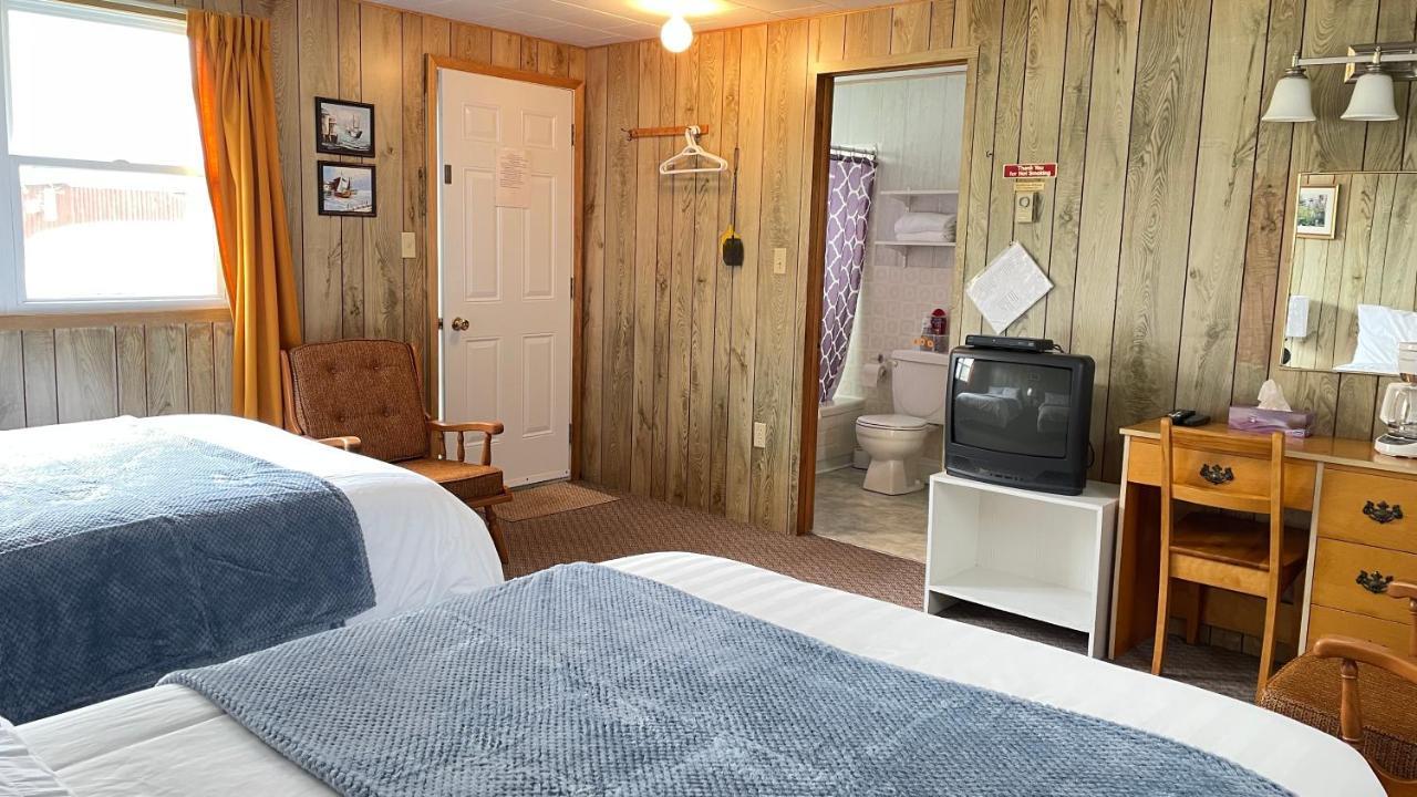 Rachel'S Motel And Cottages Surrey Exterior photo